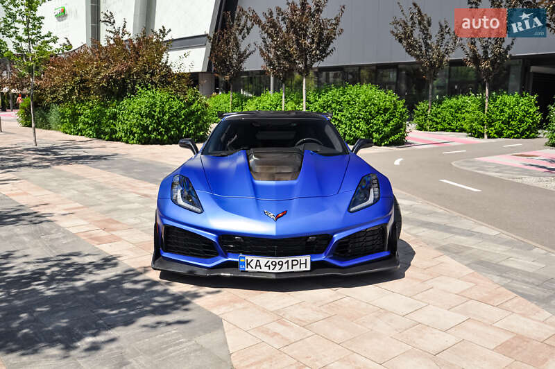 Купе Chevrolet Corvette 2019 в Киеве
