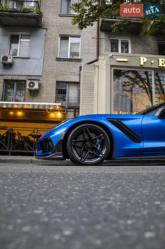 Купе Chevrolet Corvette 2019 в Киеве