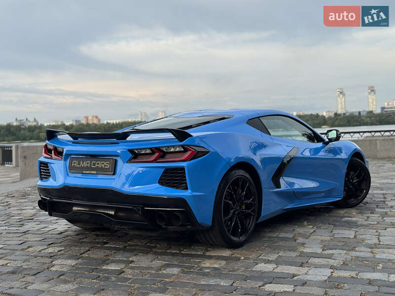 Кабриолет Chevrolet Corvette 2022 в Киеве