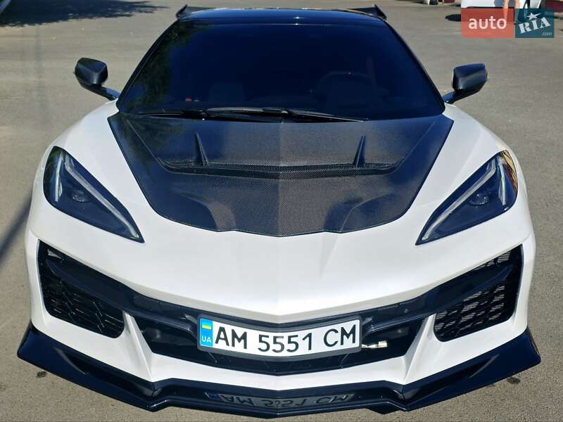 Кабриолет Chevrolet Corvette 2022 в Киеве