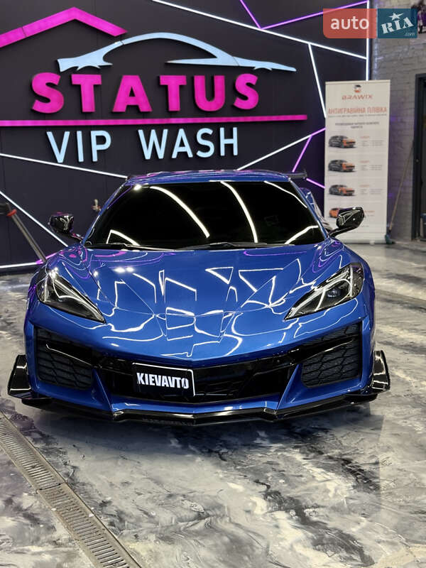 Кабриолет Chevrolet Corvette 2023 в Киеве