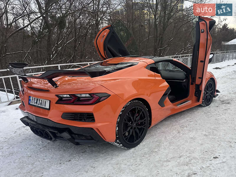 Кабриолет Chevrolet Corvette 2022 в Киеве фото 3 Кабриолет Chevrolet Corvette 2022 в Киеве