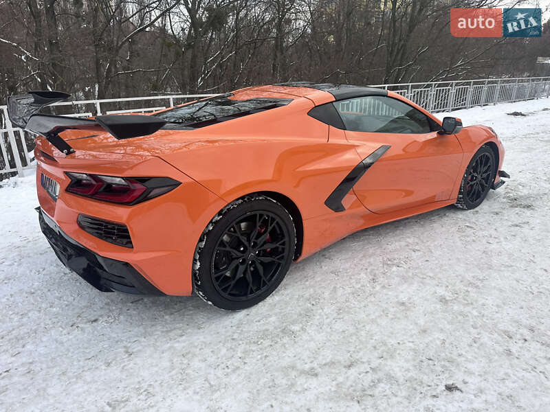 Кабриолет Chevrolet Corvette 2022 в Киеве фото 10 Кабриолет Chevrolet Corvette 2022 в Киеве