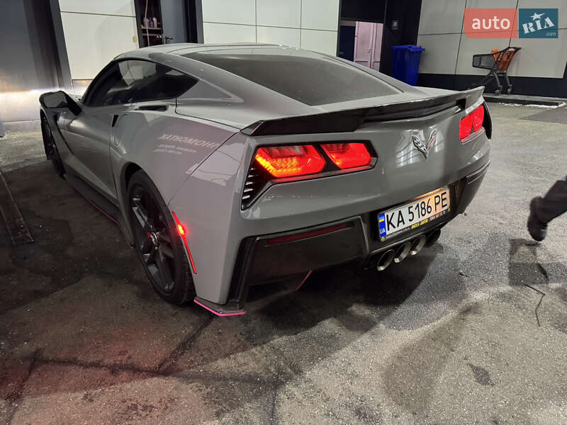Кабриолет Chevrolet Corvette 2016 в Киеве