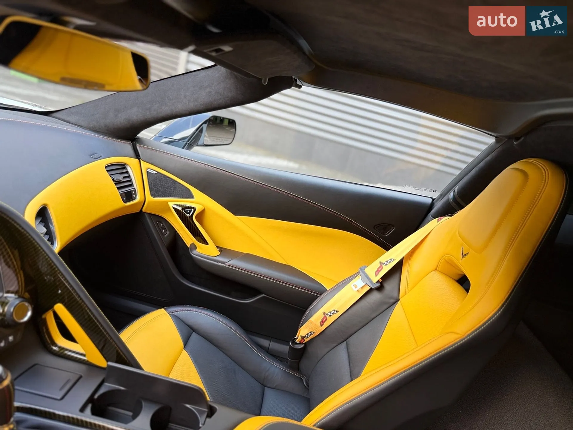 2014 Chevrolet Corvette - мініатюра 22