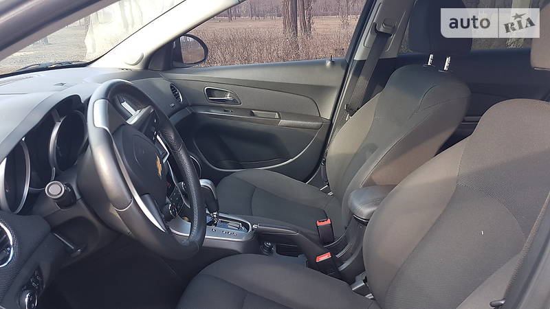 Седан Chevrolet Cruze 2012 в Кривому Розі