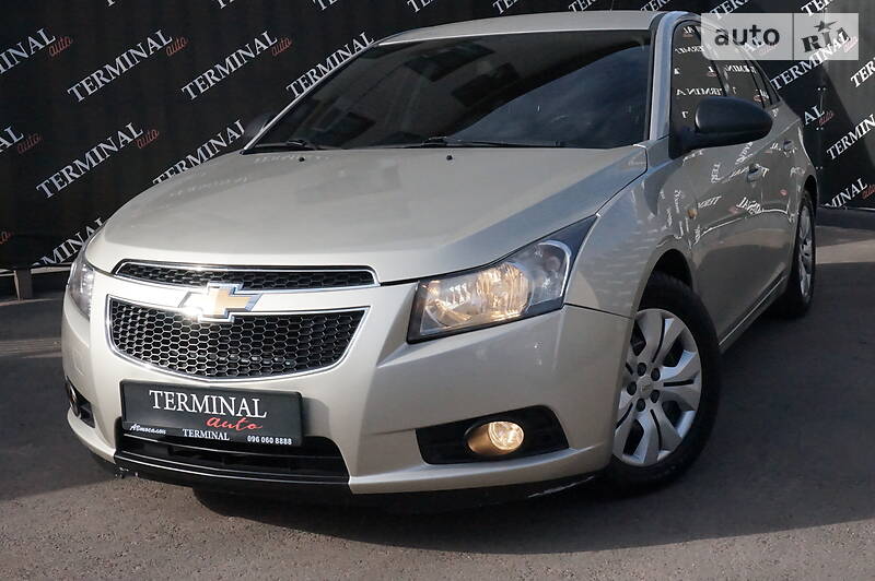 Седан Chevrolet Cruze 2013 в Одесі