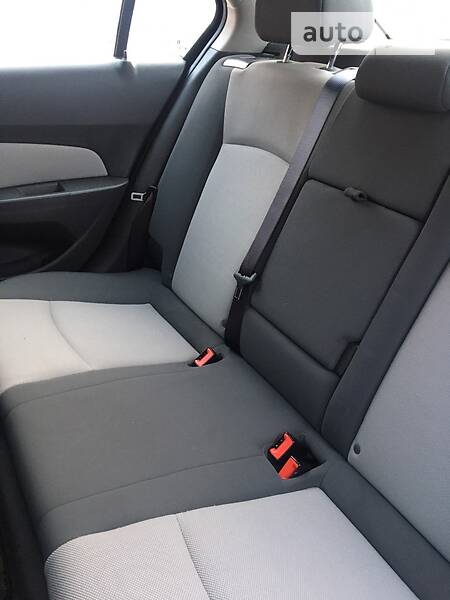 Седан Chevrolet Cruze 2008 в П'ятихатках фото 7 Седан Chevrolet Cruze 2008 в П'ятихатках