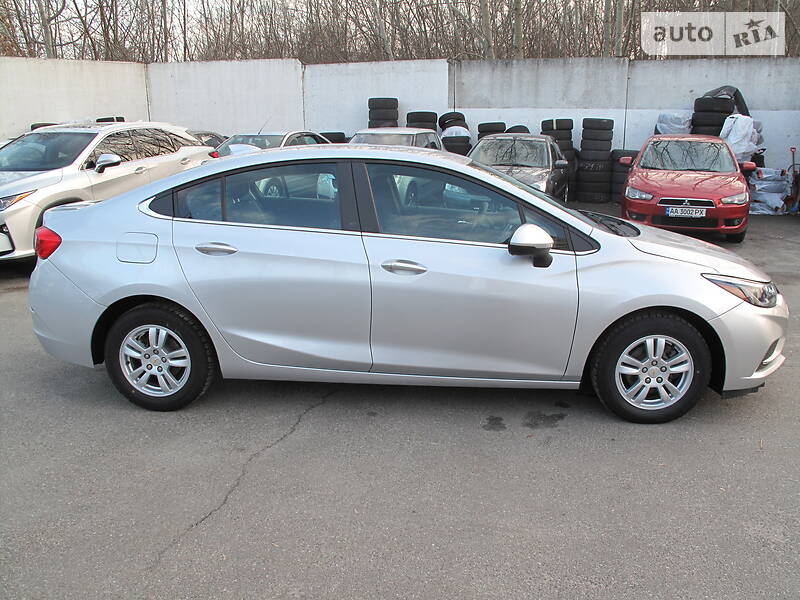 Седан Chevrolet Cruze 2016 в Києві