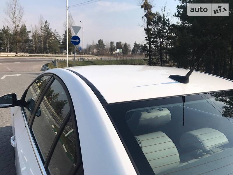 Седан Chevrolet Cruze 2010 в Бродах