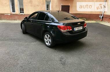 Седан Chevrolet Cruze 2011 в Калуше