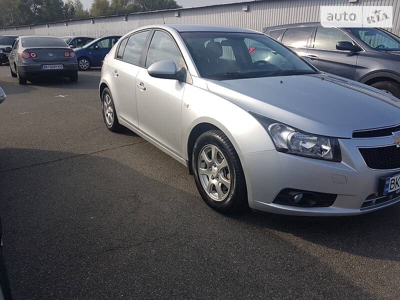 Хэтчбек Chevrolet Cruze 2012 в Киеве