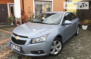 Седан Chevrolet Cruze 2010 в Самборе