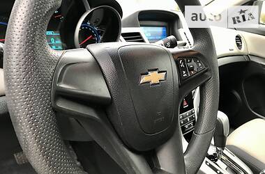 Седан Chevrolet Cruze 2015 в Днепре