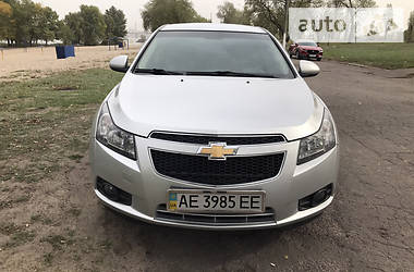 Седан Chevrolet Cruze 2010 в Днепре