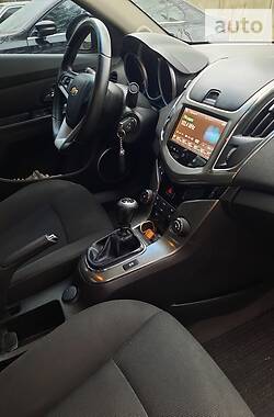 Седан Chevrolet Cruze 2014 в Сумах