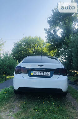 Седан Chevrolet Cruze 2011 в Львові