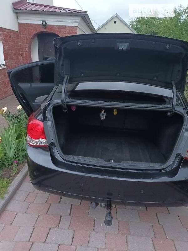 Седан Chevrolet Cruze 2009 в Львове фото 7 Седан Chevrolet Cruze 2009 в Львове