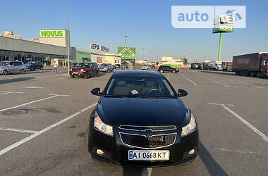 Хэтчбек Chevrolet Cruze 2011 в Киеве