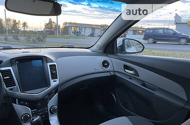 Седан Chevrolet Cruze 2010 в 