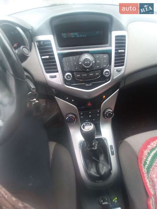 Седан Chevrolet Cruze 2010 в Кобеляках