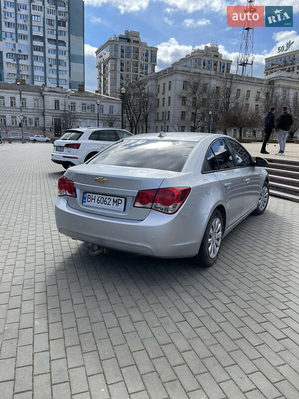 Седан Chevrolet Cruze 2012 в Болграді