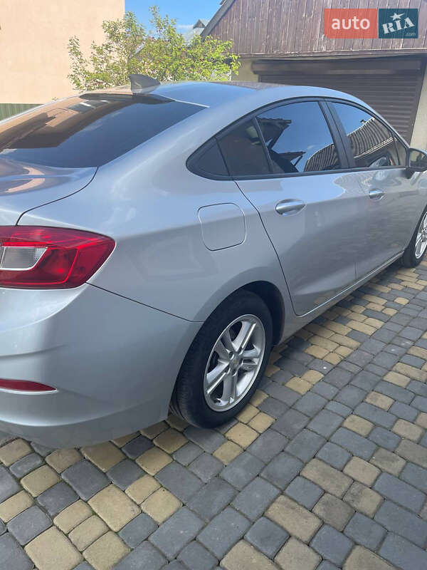 Седан Chevrolet Cruze 2016 в Ивано-Франковске фото 5 Седан Chevrolet Cruze 2016 в Ивано-Франковске