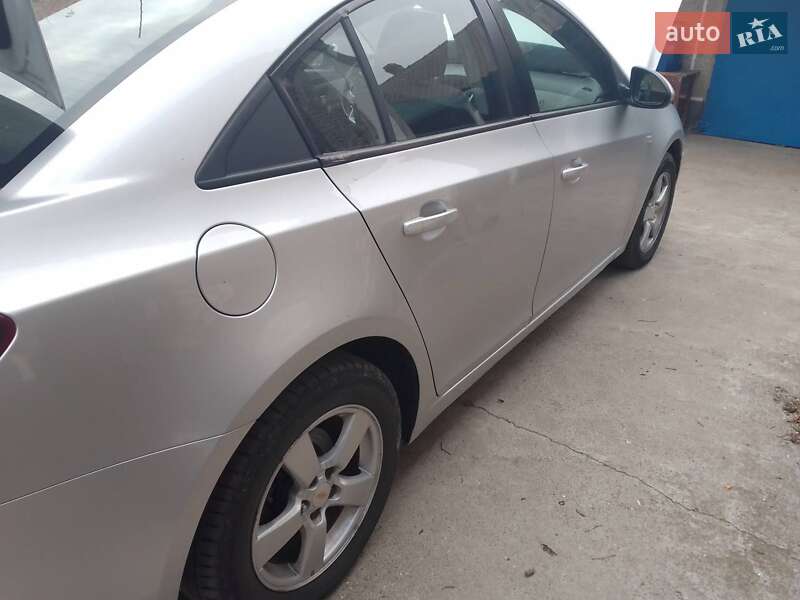 Chevrolet Cruze 2011