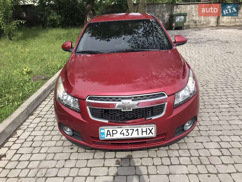 Седан Chevrolet Cruze 2010 в Львові