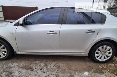 Хэтчбек Chevrolet Cruze 2014 в Василькове