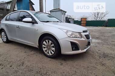 Хэтчбек Chevrolet Cruze 2014 в Василькове