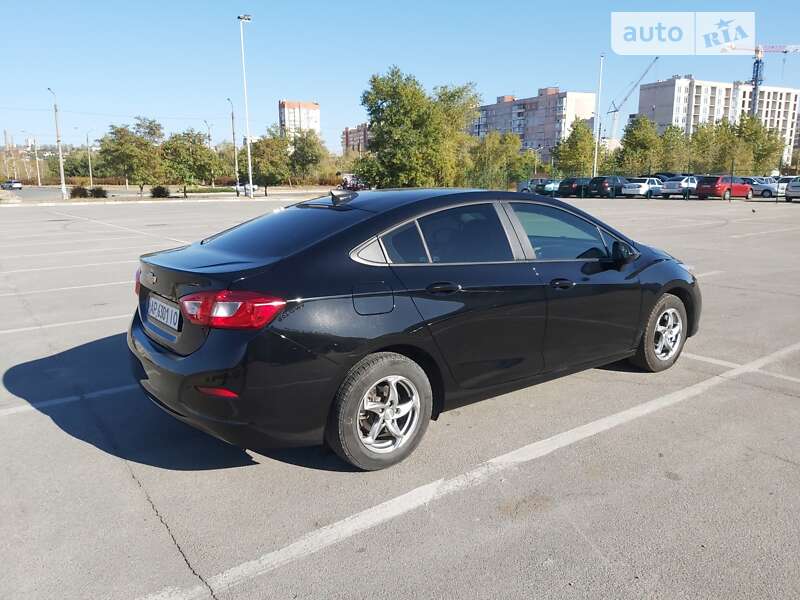 Седан Chevrolet Cruze 2018 в Запорожье