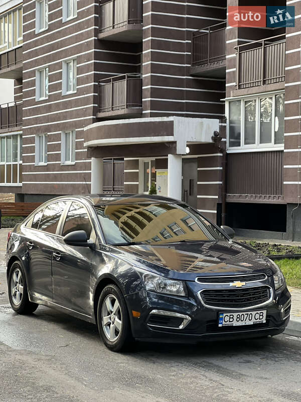 Седан Chevrolet Cruze 2015 в Чернигове