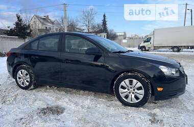 Фото Chevrolet Cruze хэтчбек (Шевроле Круз)