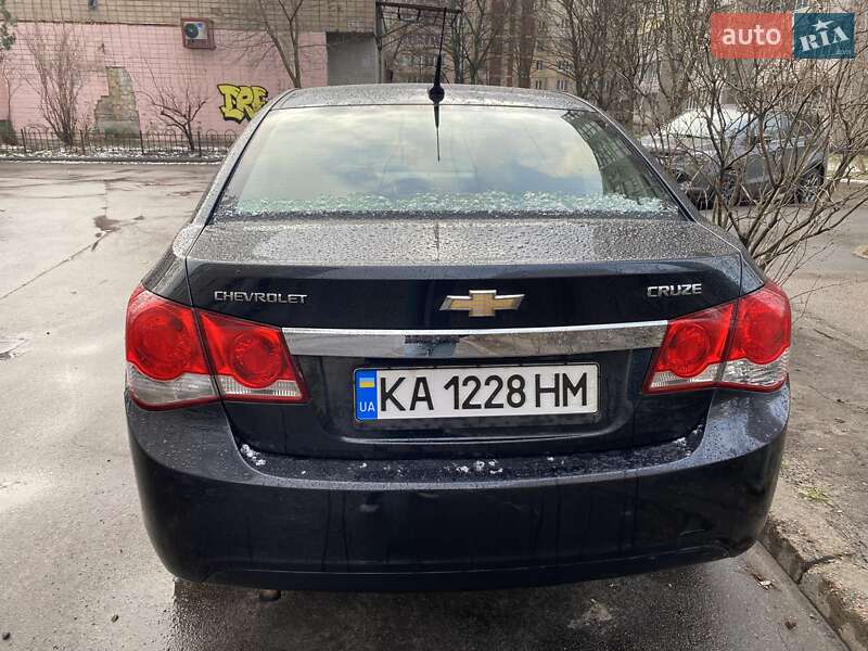 Седан Chevrolet Cruze 2014 в Киеве