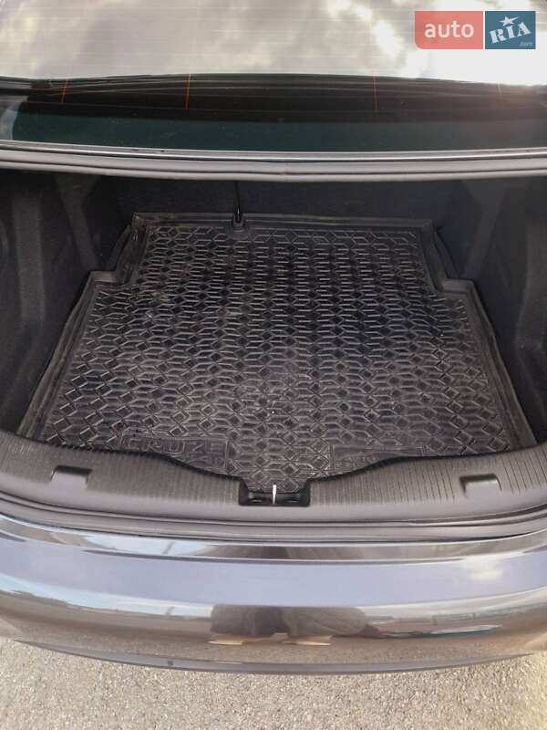 Седан Chevrolet Cruze 2017 в Киеве