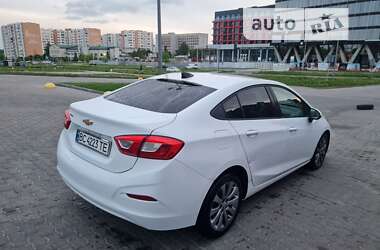 Седан Chevrolet Cruze 2017 в Львове