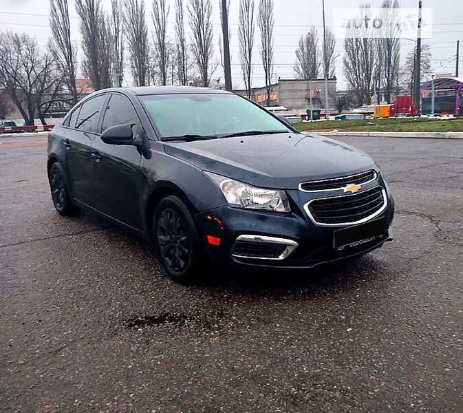 Седан Chevrolet Cruze 2015 в Киеве