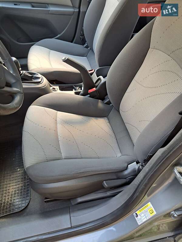 Седан Chevrolet Cruze 2009 в Мукачево