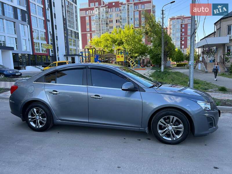 Седан Chevrolet Cruze 2016 в Гостомелі