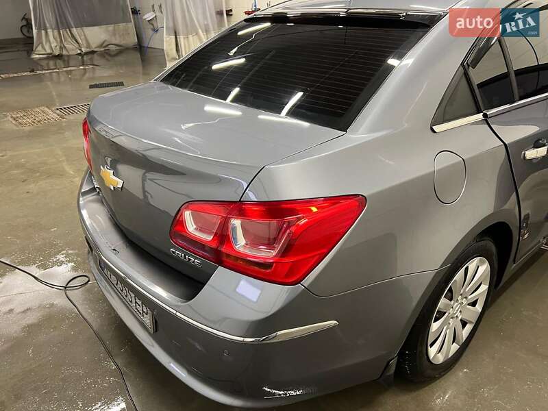 Седан Chevrolet Cruze 2016 в Гостомелі