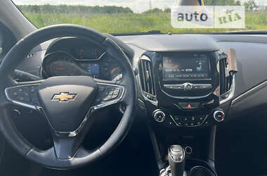 Седан Chevrolet Cruze 2016 в Виннице