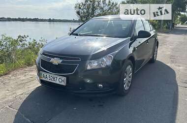 Седан Chevrolet Cruze 2010 в Киеве