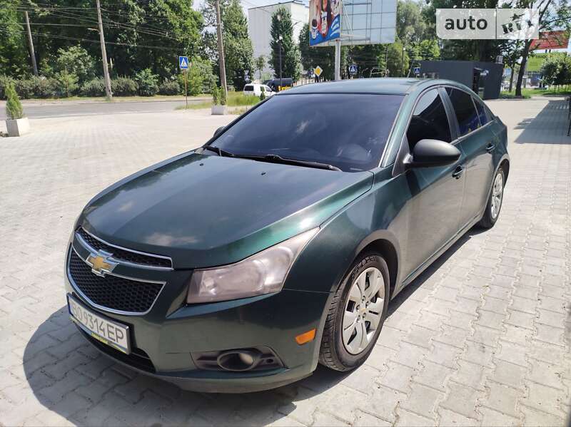 Седан Chevrolet Cruze 2013 в Тернополі