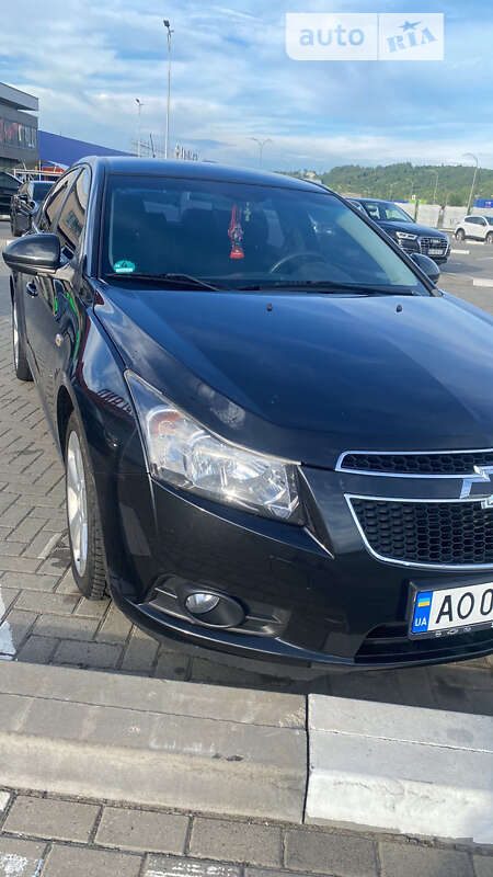 Седан Chevrolet Cruze 2011 в Мукачево