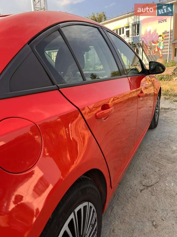 Седан Chevrolet Cruze 2014 в Києві