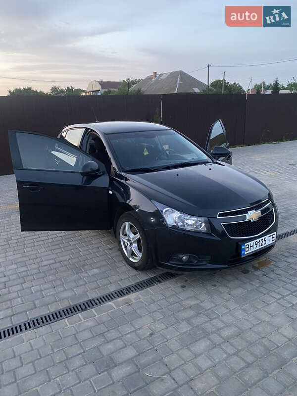 Хэтчбек Chevrolet Cruze 2012 в Раздельной