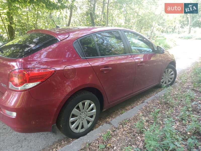 Хетчбек Chevrolet Cruze 2014 в Києві
