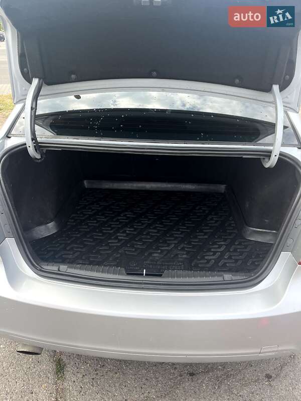 Седан Chevrolet Cruze 2011 в Черкасах