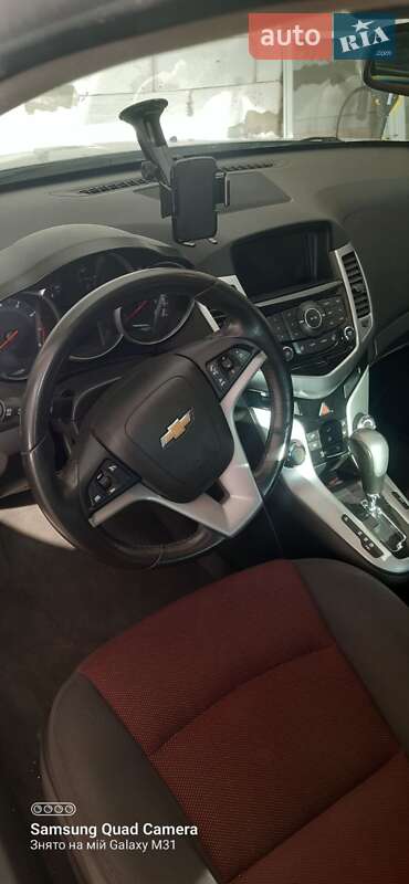 Седан Chevrolet Cruze 2013 в Великодолинском